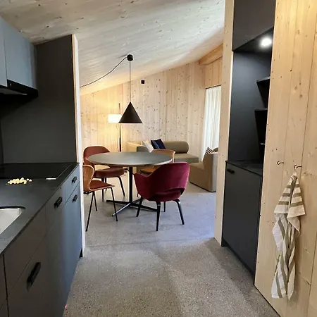 Modernes Design Bijoux In Im Unterengadin *