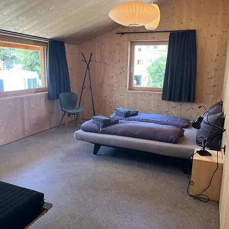 Modernes Design Bijoux In Im Unterengadin 프탄