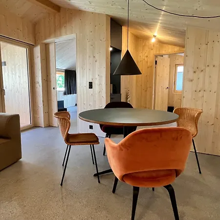 Modernes Design Bijoux In Im Unterengadin * Ftan